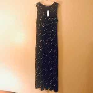 Apt 9 Maxi Dress sleeveless Black White